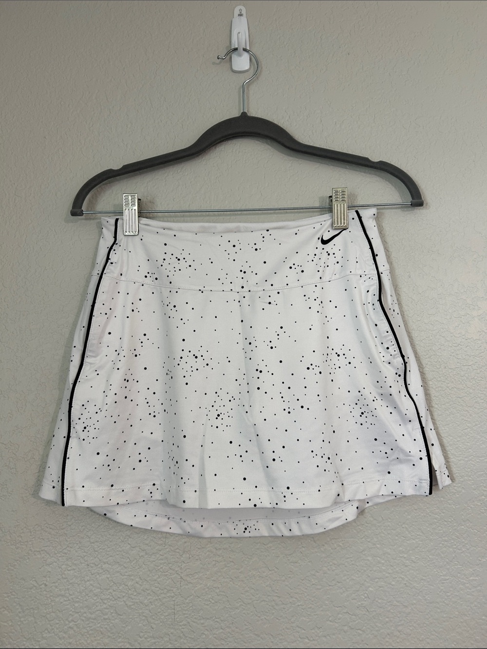 Nike White Speckled Athletic Skort